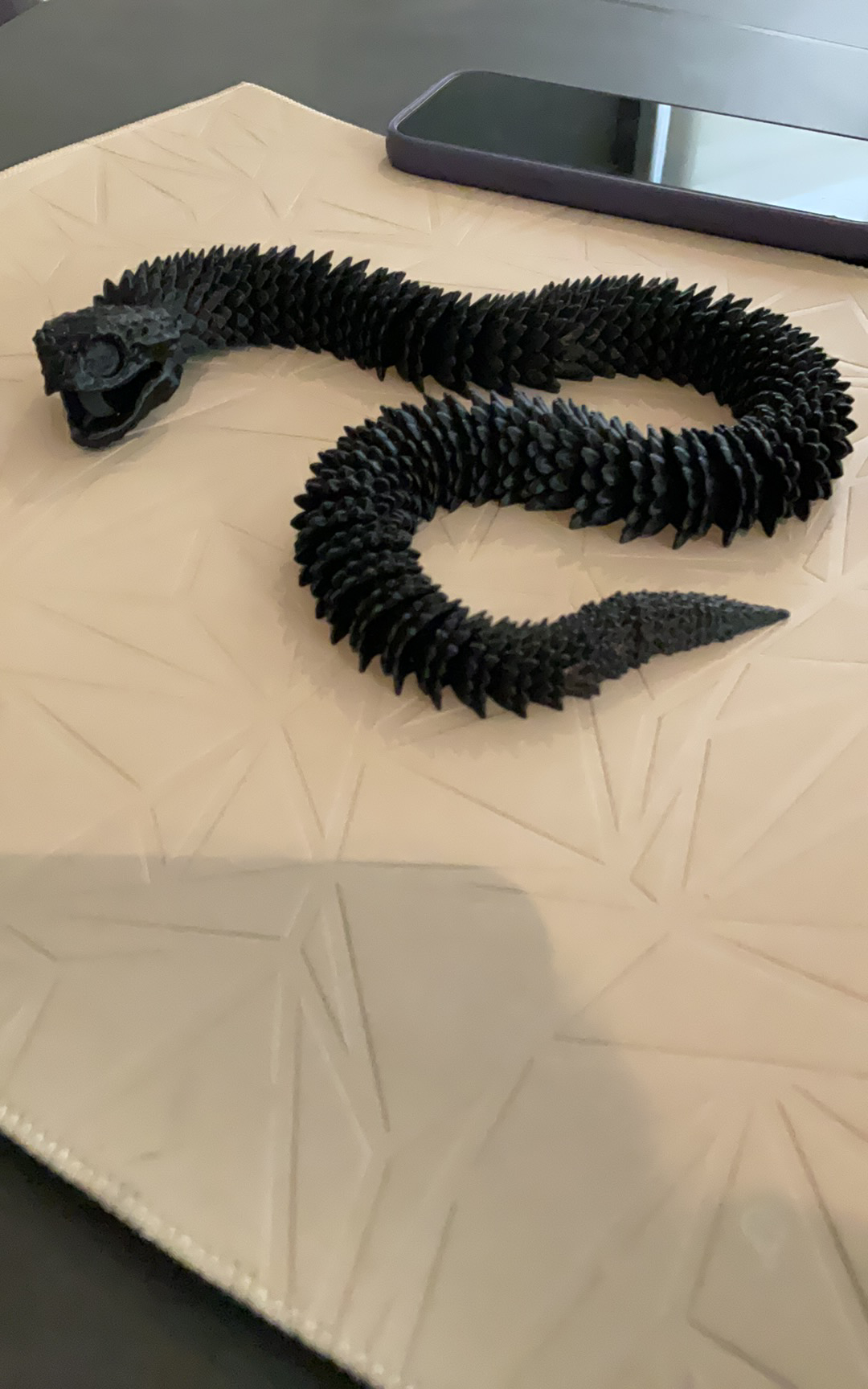 مار افعی با نیش